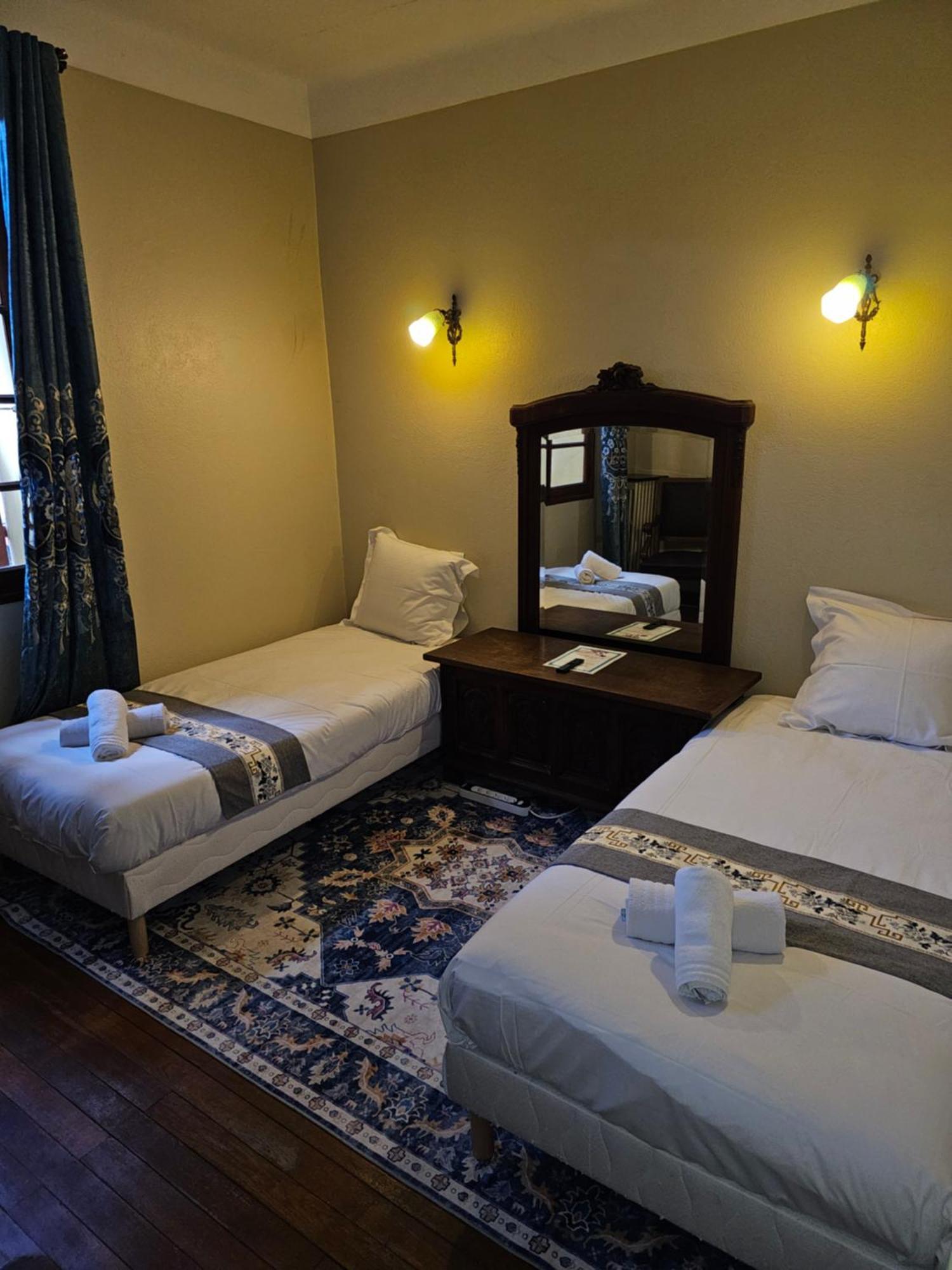 Chambre D'Hote Maison Vaquier 3 Yenne Bagian luar foto